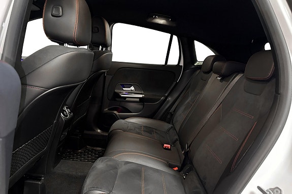 Mercedes-Benz GLA250 e 13 of 15