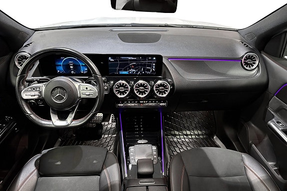 Mercedes-Benz GLA250 e 7 of 15