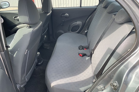 Nissan Micra 10 of 11