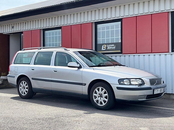 Volvo V70 5 of 18