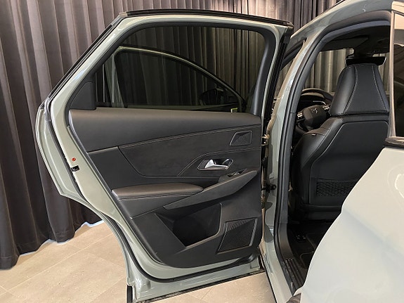 DS DS 7 Crossback 26 of 30