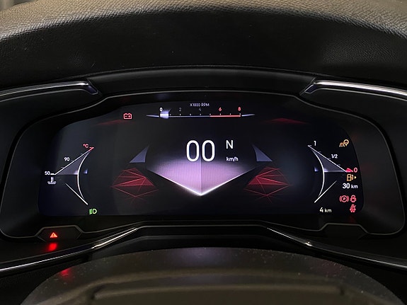 DS DS 7 Crossback 12 of 30