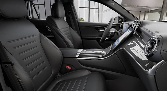 Mercedes-Benz GLC400 e 2 of 2
