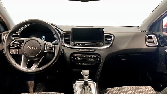 Kia XCeed 7 of 12