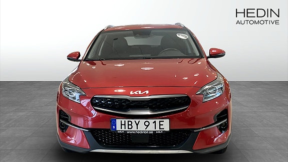 Kia XCeed 2 of 12