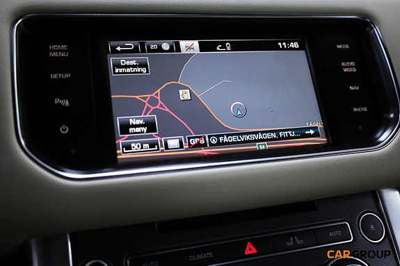 Land Rover Range Rover Sport 17 of 20