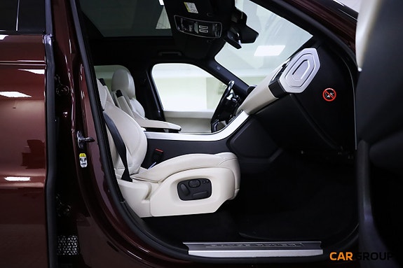 Land Rover Range Rover Sport 14 of 20