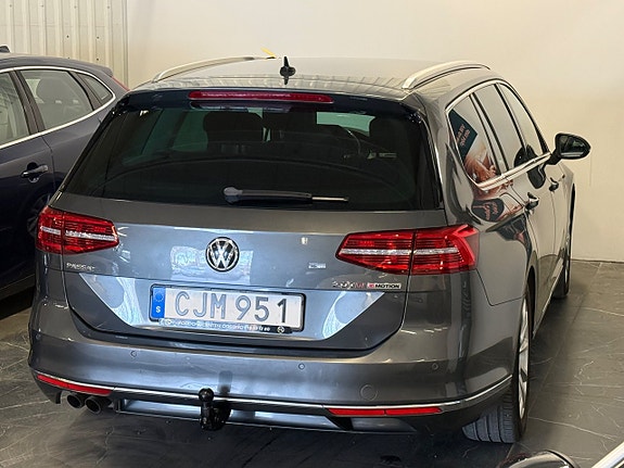 Volkswagen Passat 6 of 27