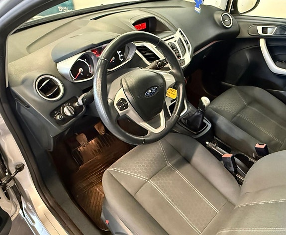 Ford Fiesta 5 of 5