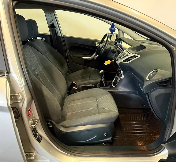 Ford Fiesta 9 of 10