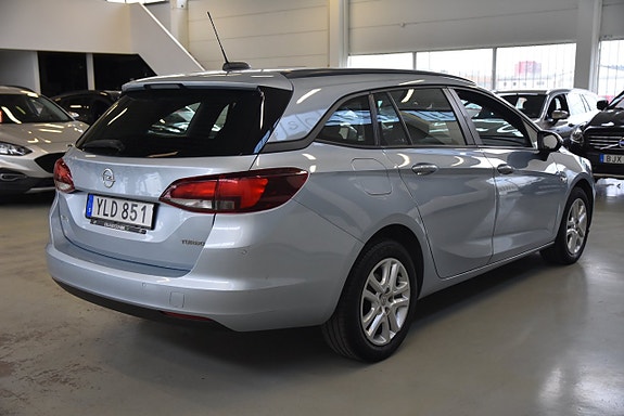 Opel Astra 4 of 5