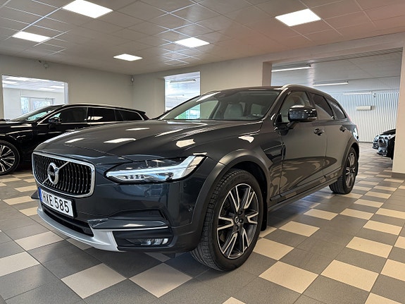 Volvo V90 Cross Country