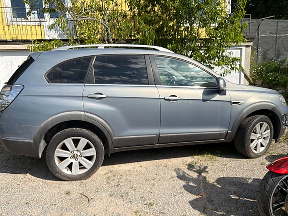 Chevrolet Captiva 2 of 5
