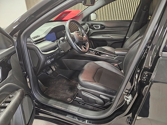Jeep Compass 7 of 11