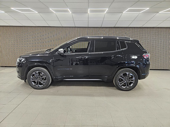 Jeep Compass 3 of 5