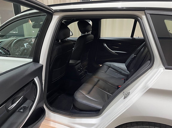BMW 320 10 of 26