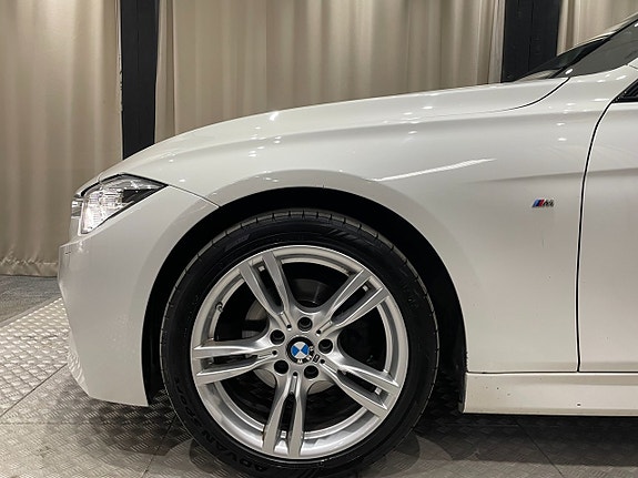 BMW 320 4 of 5