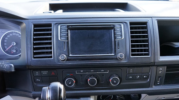 Volkswagen Transporter 8 of 27