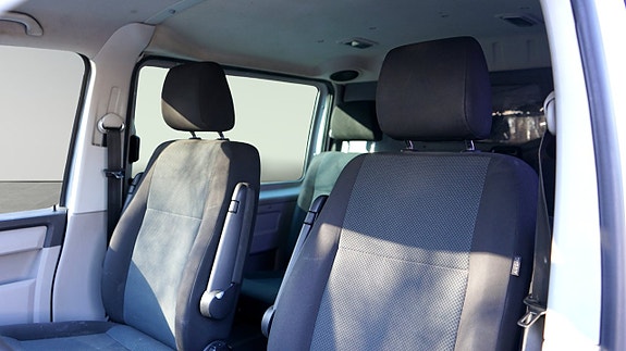 Volkswagen Transporter 17 of 27