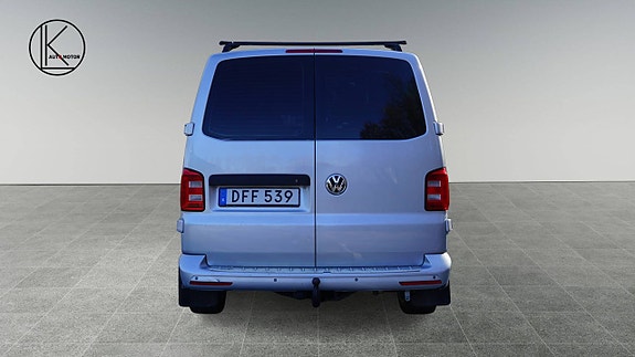 Volkswagen Transporter 23 of 27
