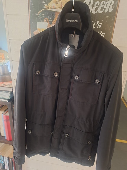 Product image 2 of 9