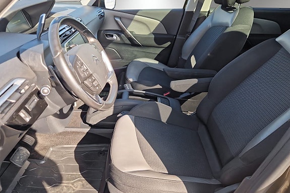 Citroen C4 Picasso 4 of 5