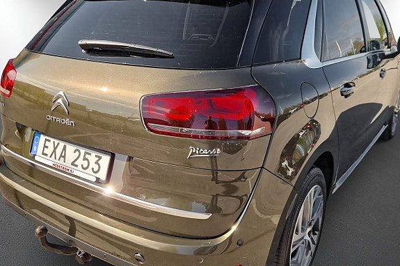 Citroen C4 Picasso 9 of 16