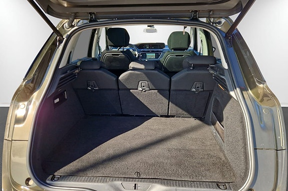 Citroen C4 Picasso 7 of 16