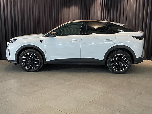 Peugeot 3008 3 of 5