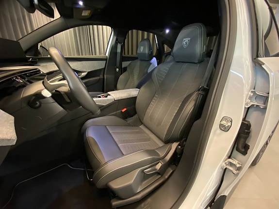Peugeot 3008 7 of 30