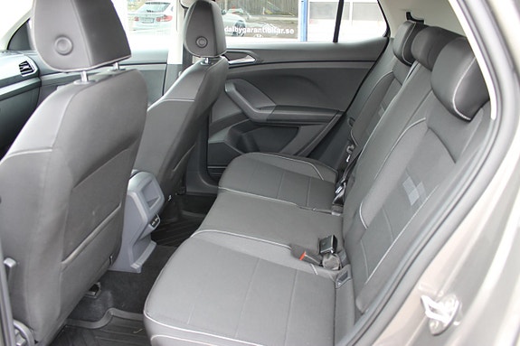 Volkswagen T-Cross 8 of 9