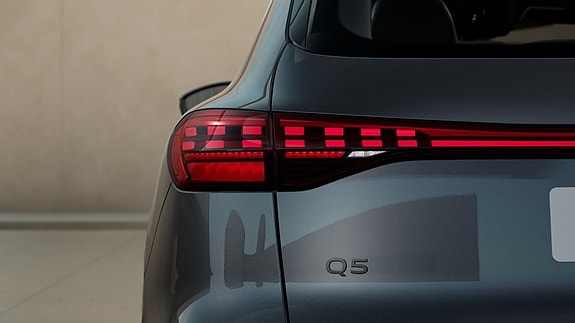 Audi Q5 6 of 11