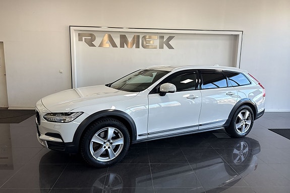 Volvo V90 Cross Country
