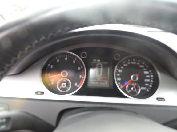 Volkswagen Passat 17 of 17