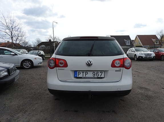 Volkswagen Passat 5 of 5