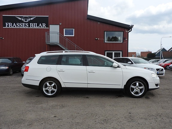 Volkswagen Passat 7 of 17