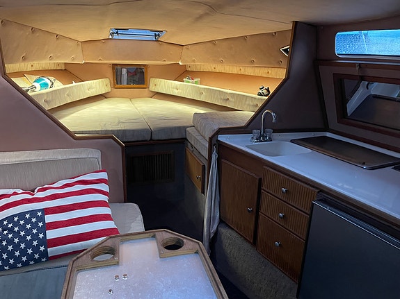 Sea Ray Sundancer 27 5 of 7