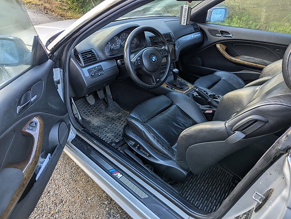 BMW 330Ci 3 of 7