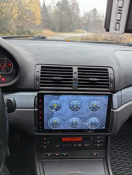 BMW 330Ci 6 of 7