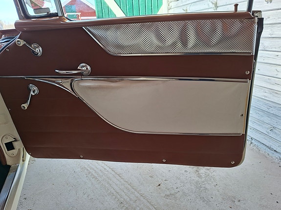 Pontiac Starchief 5 of 7