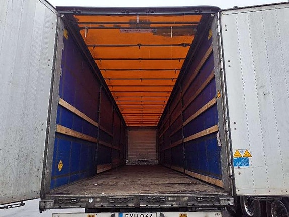 SCHMITZ Trailer Curtainsider Sliding Roof Straight 3 of 11
