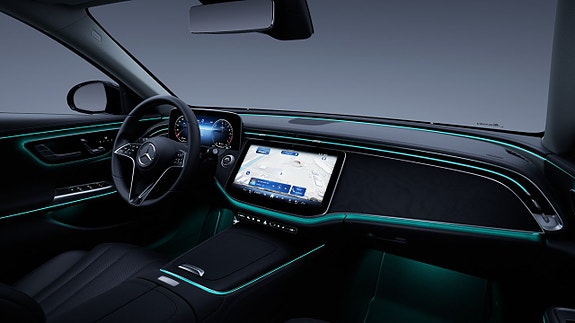 Mercedes-Benz E300 16 of 16