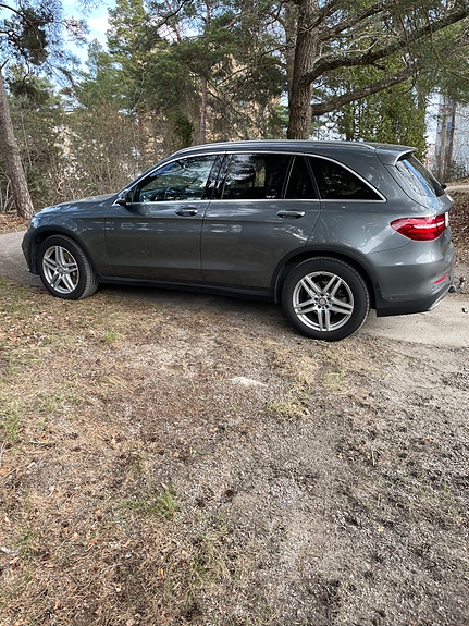 Mercedes-Benz GLC250 d 4 of 5