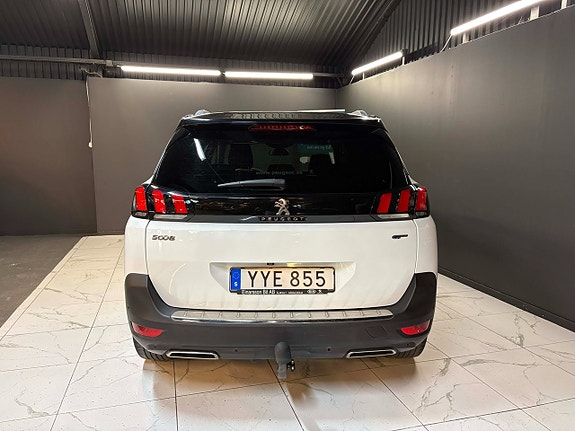 Peugeot 5008 5 of 5