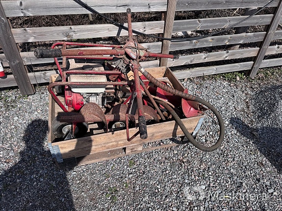 Jordborr Equipment INC 8