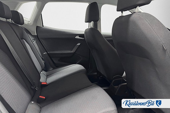 Seat Arona 13 of 15