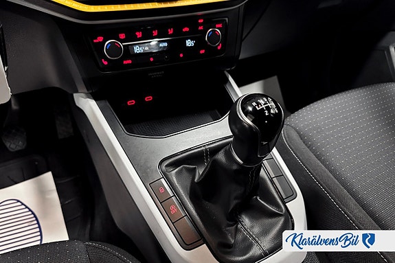 Seat Arona 12 of 15