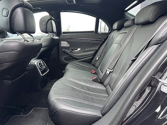 Mercedes-Benz S350 d 21 of 25