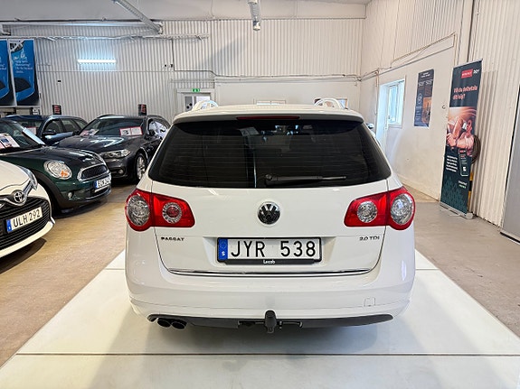 Volkswagen Passat 13 of 13
