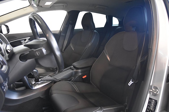 Volvo V40 6 of 13